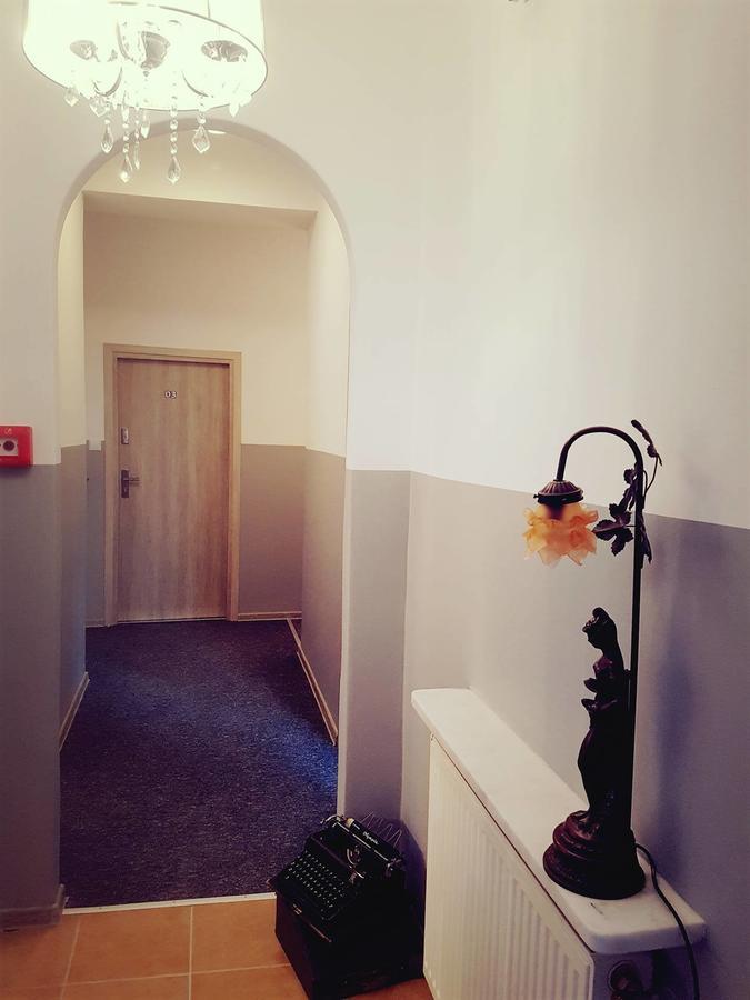 Moonriver Inn Warsaw Luaran gambar