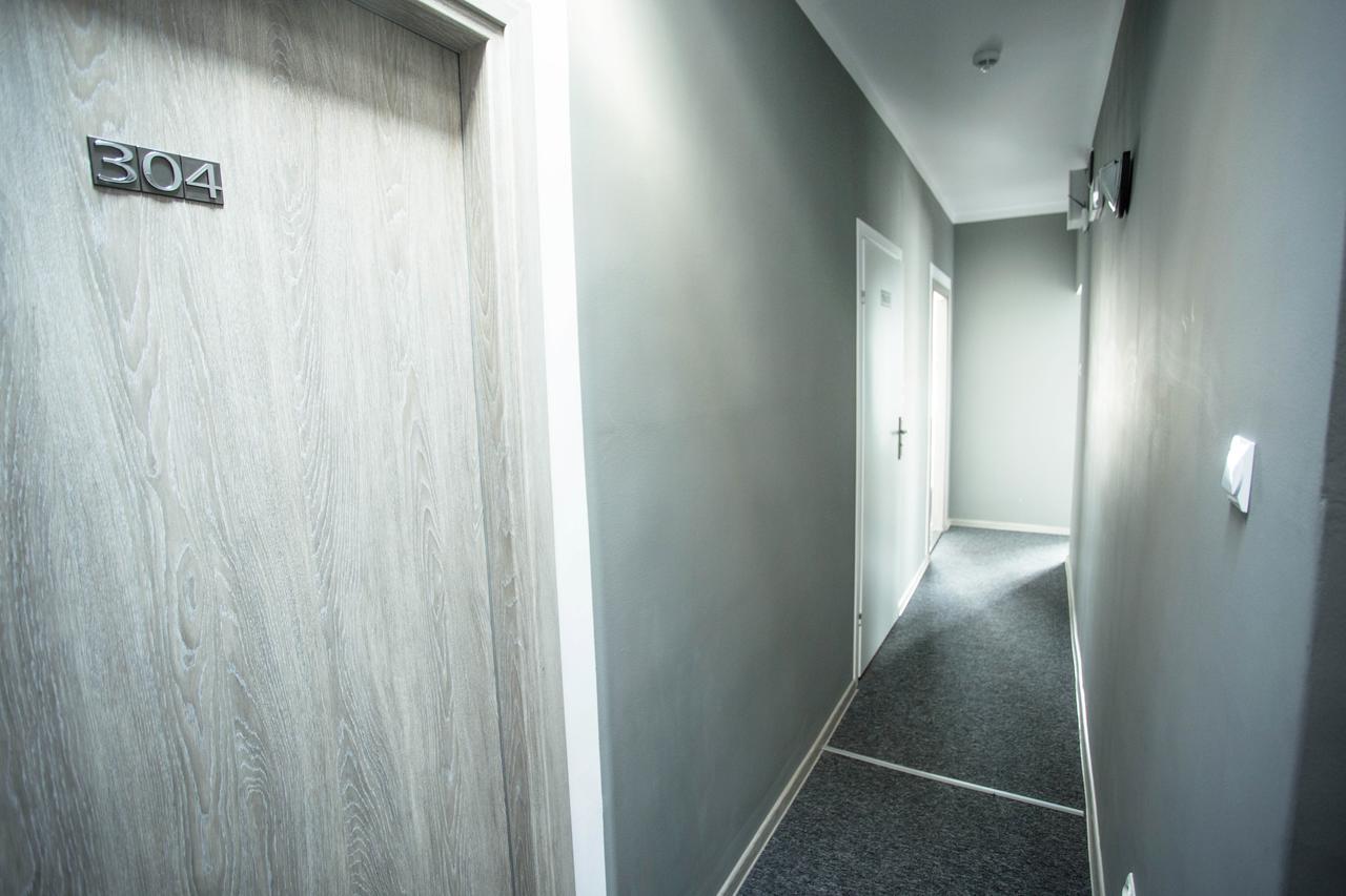 Moonriver Inn Warsaw Luaran gambar
