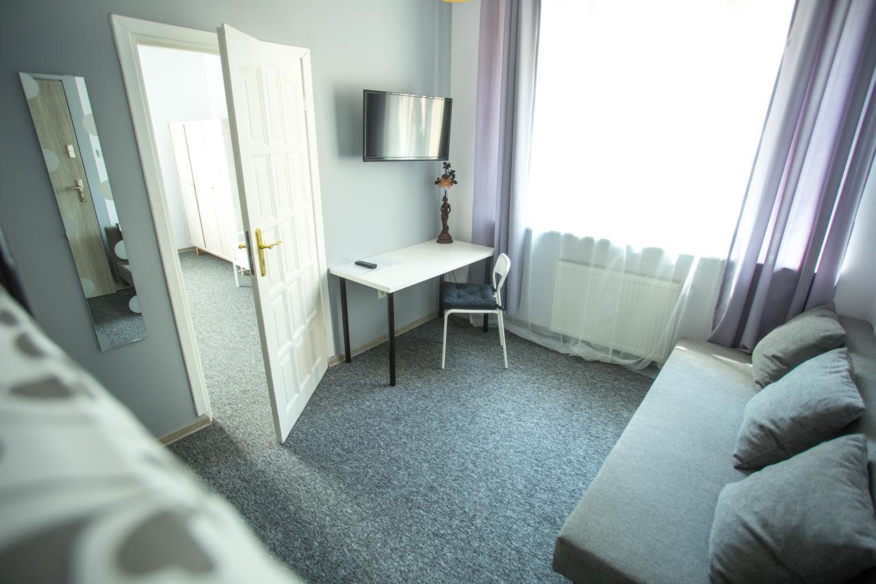 Moonriver Inn Warsaw Luaran gambar