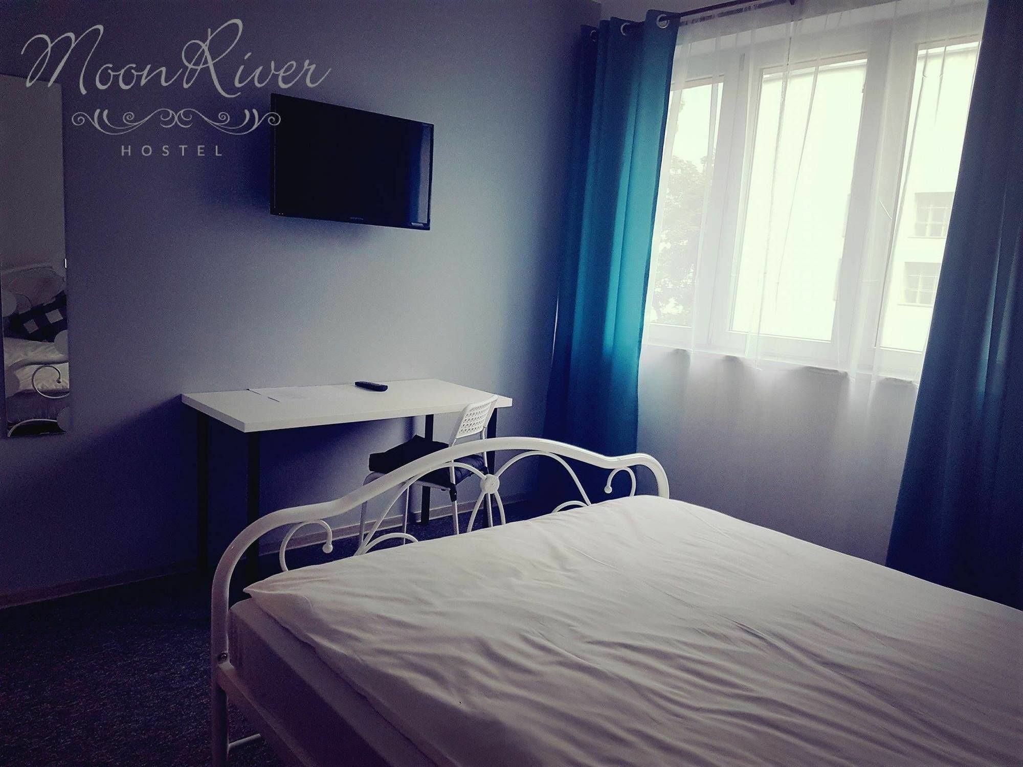 Moonriver Inn Warsaw Luaran gambar