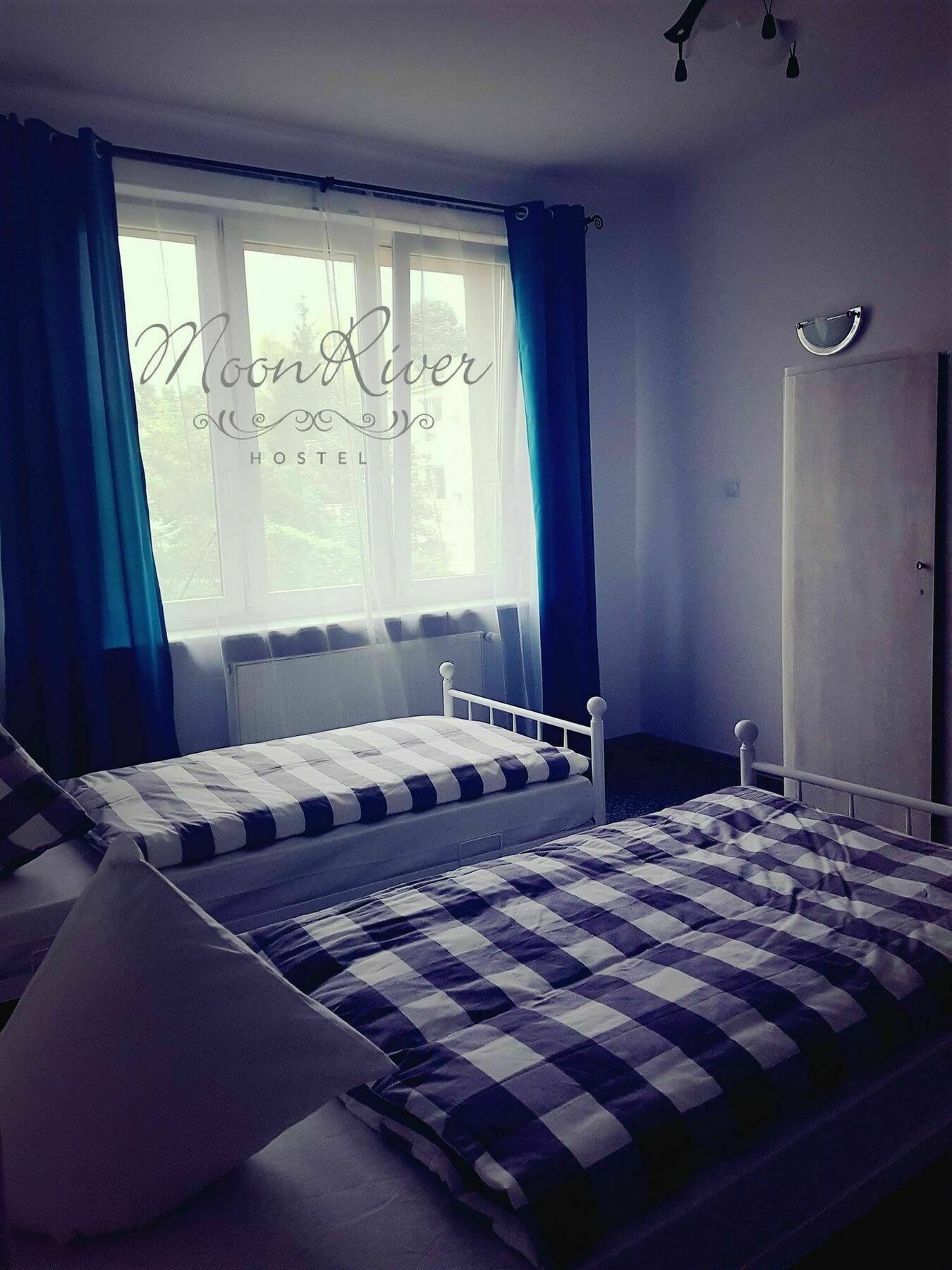 Moonriver Inn Warsaw Luaran gambar